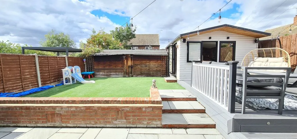 Wimarc Crescent, Rayleigh, Essex, SS6 9DA, photo 5