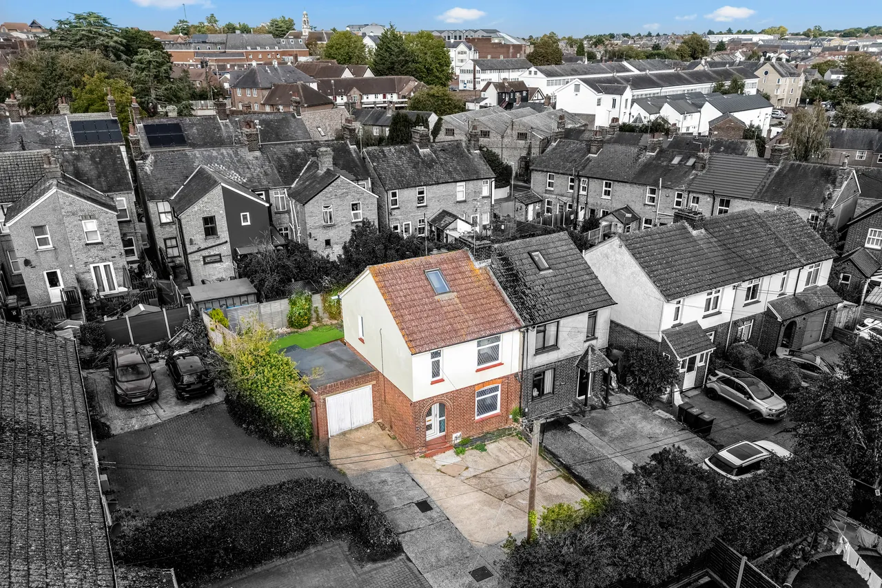 Notley Road, Bernside, CM7, photo 16