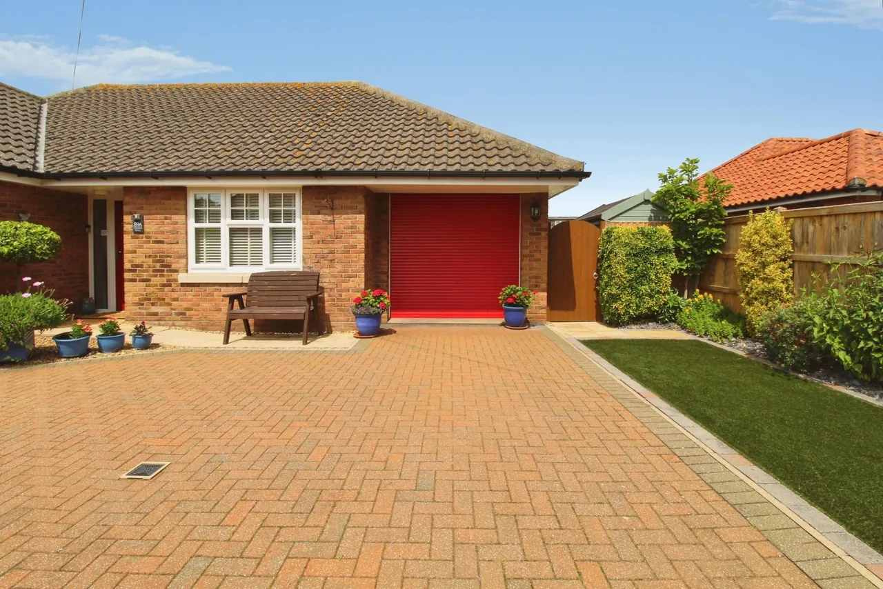 Loddon Road, Bungay, NR35, photo 32
