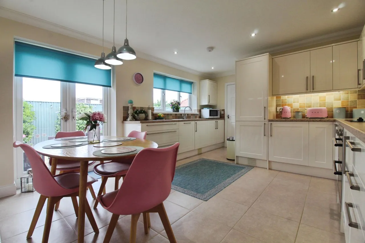 Loddon Road, Bungay, NR35, photo 16