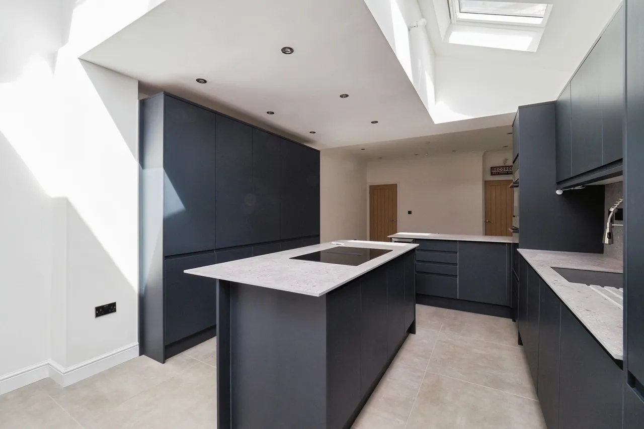 Collington Street, Beeston, Nottinghamshire, NG9, photo 10
