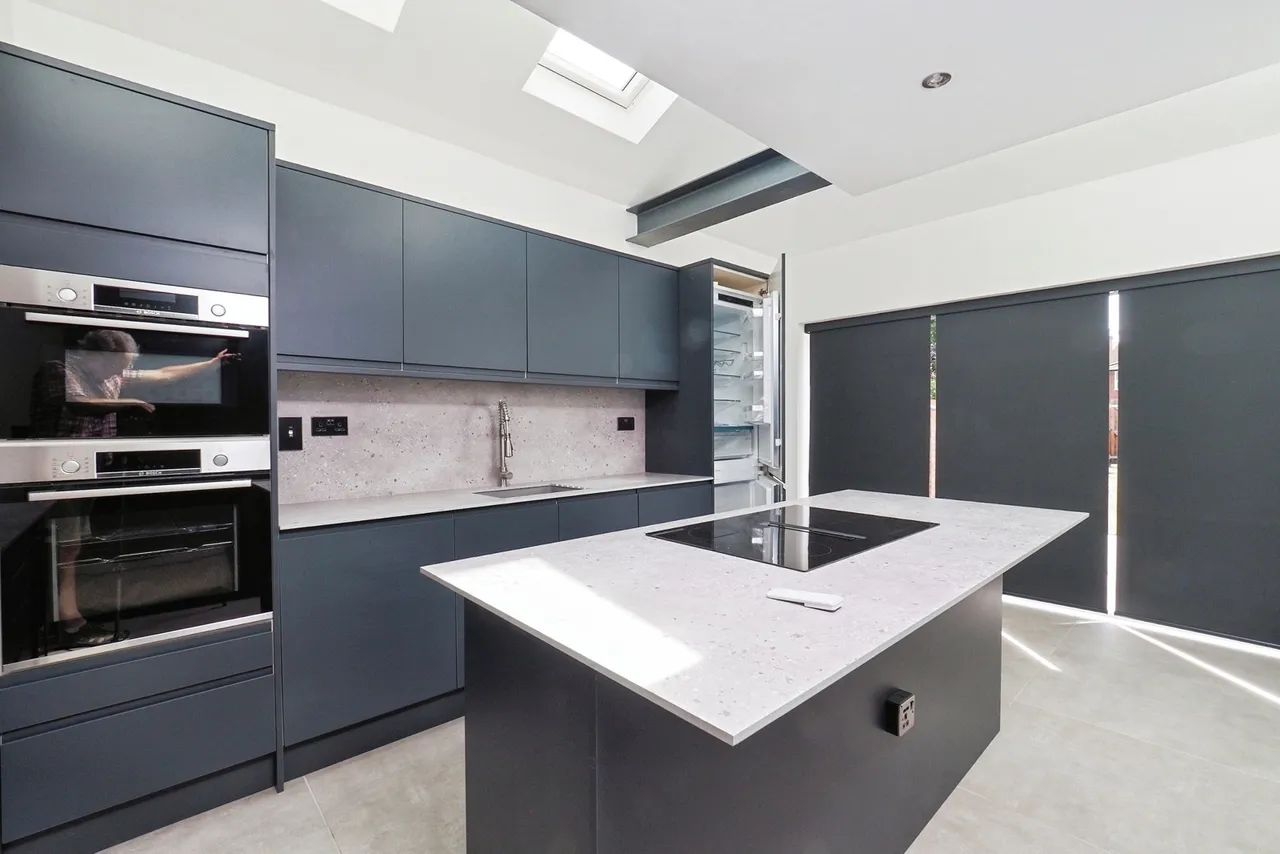 Collington Street, Beeston, Nottinghamshire, NG9, photo 2