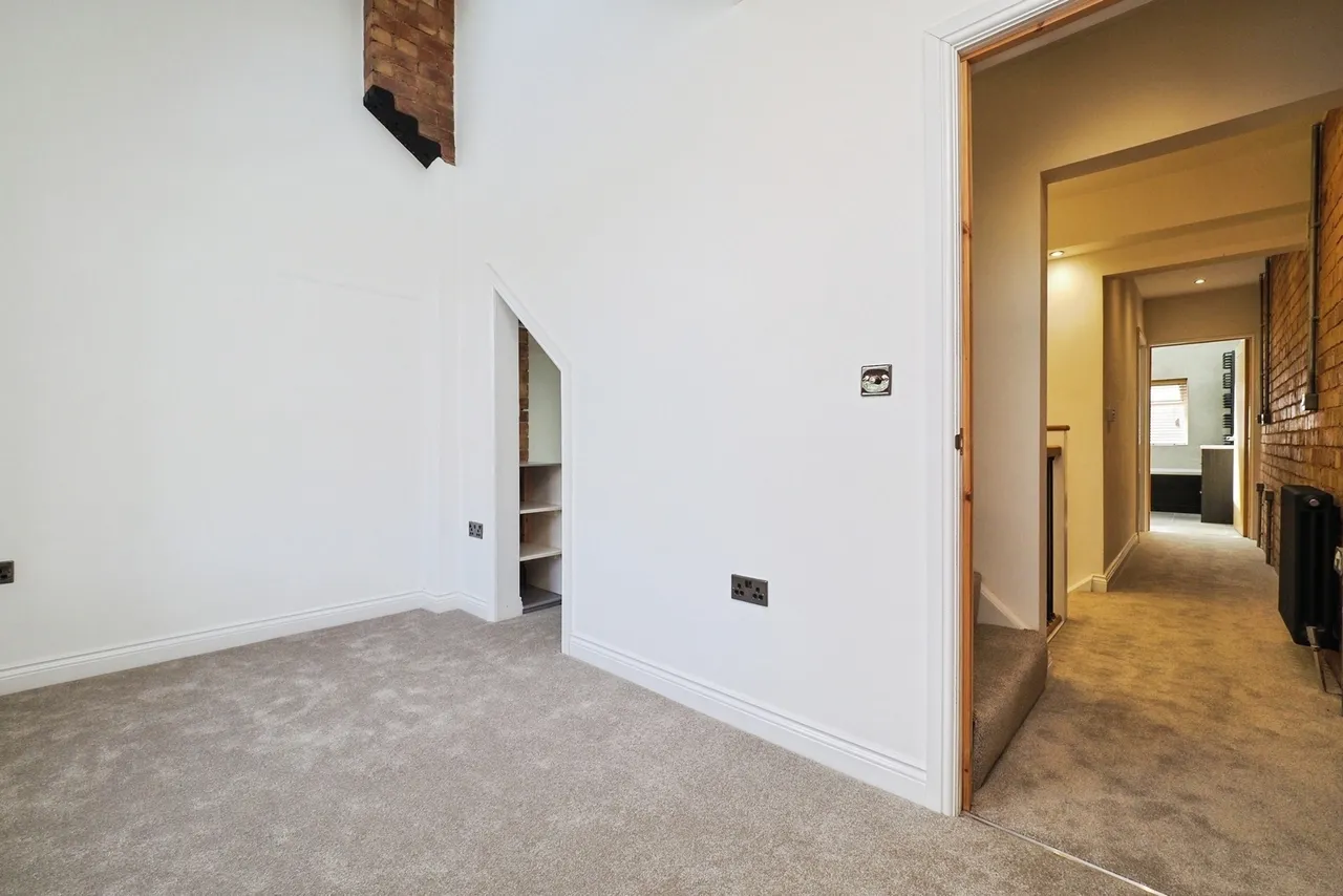 Collington Street, Beeston, Nottinghamshire, NG9, photo 20