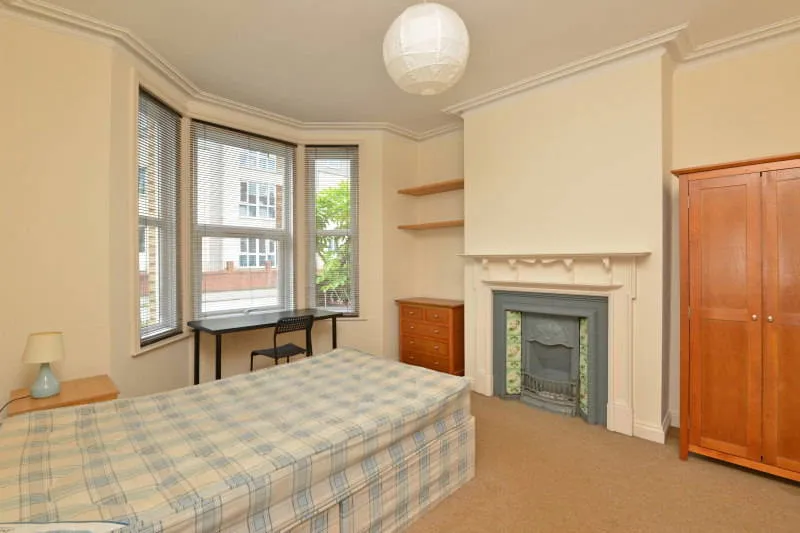 5 bed house to rent, Bonhay Road, Exeter, EX4