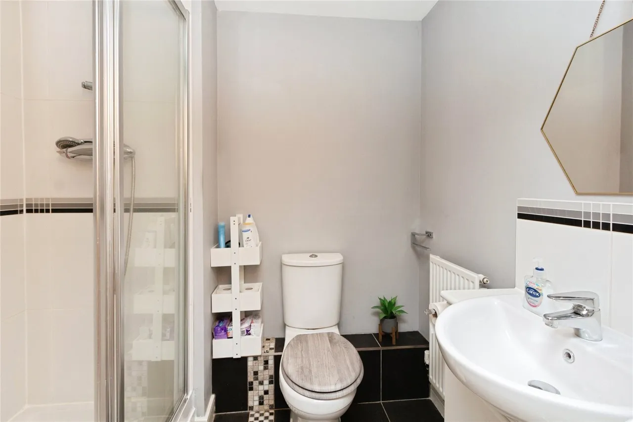 Wiltshire Crescent, Basingstoke, RG22, photo 15