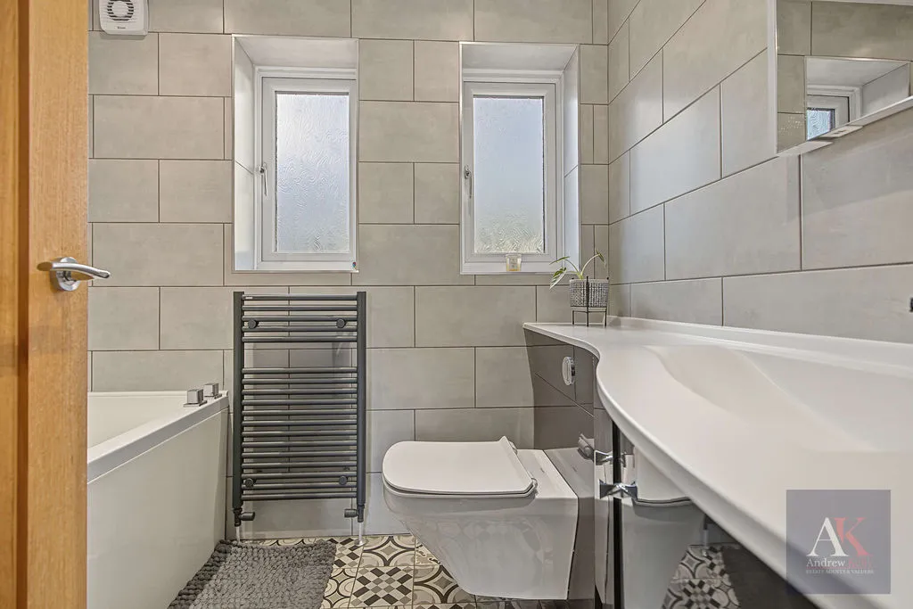Oakcliffe Road, Rochdale, OL12, photo 11
