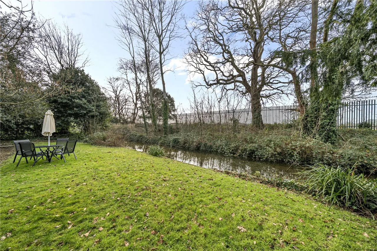 Thirlestane House, Uxbridge Road, Hampton Hill, TW12 1AX, photo 7