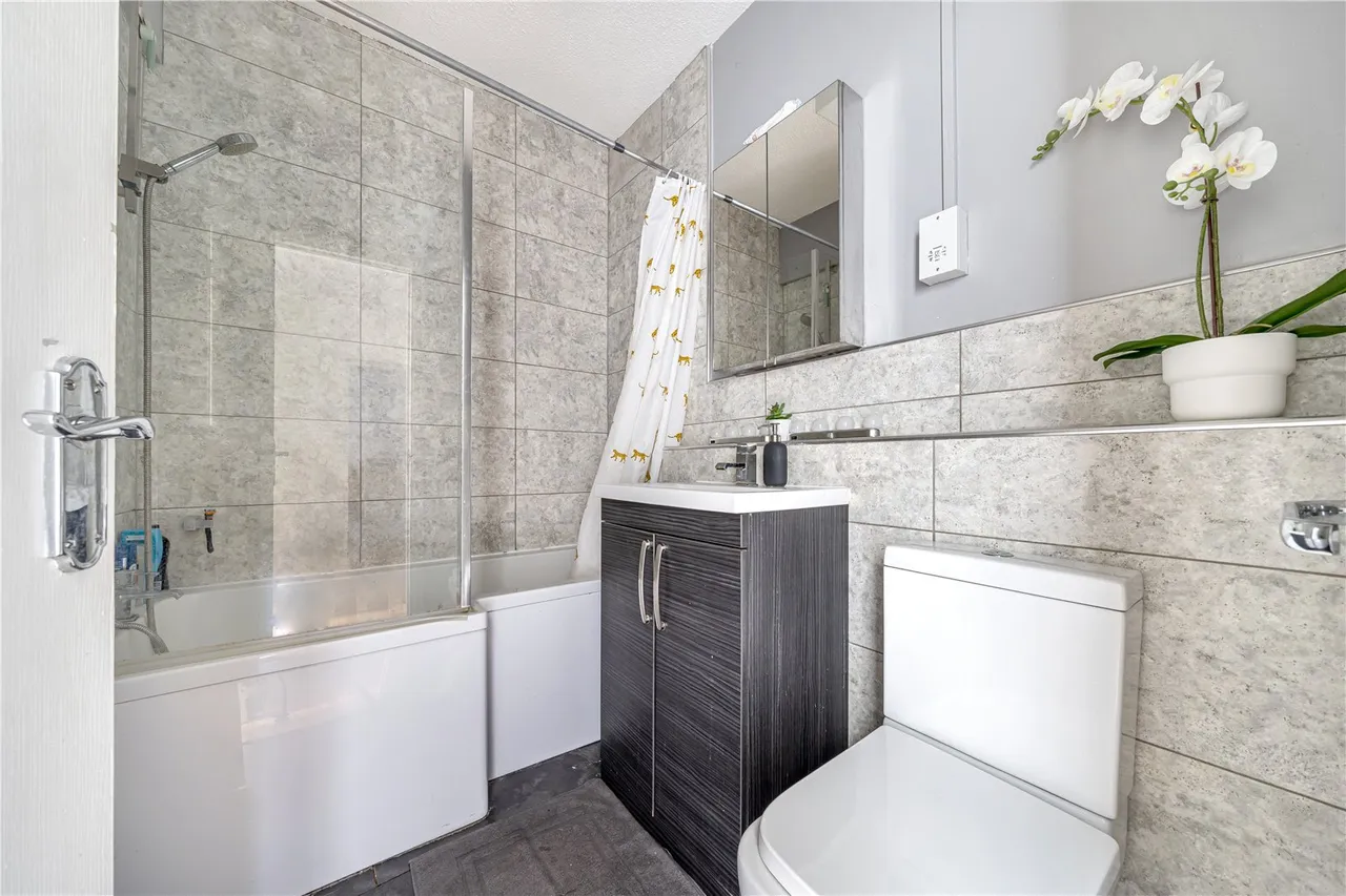 Thirlestane House, Uxbridge Road, Hampton Hill, TW12 1AX, photo 5