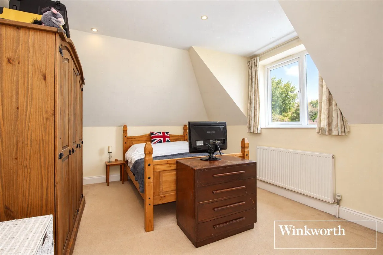 Croxdale Road, Borehamwood, WD6, photo 7