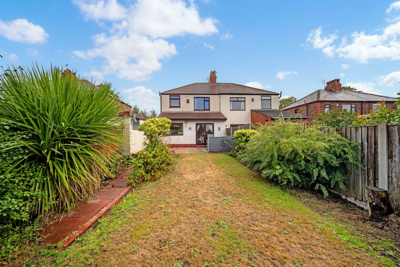 Kingsway, Widnes, Widnes, WA8 7QP, photo 32