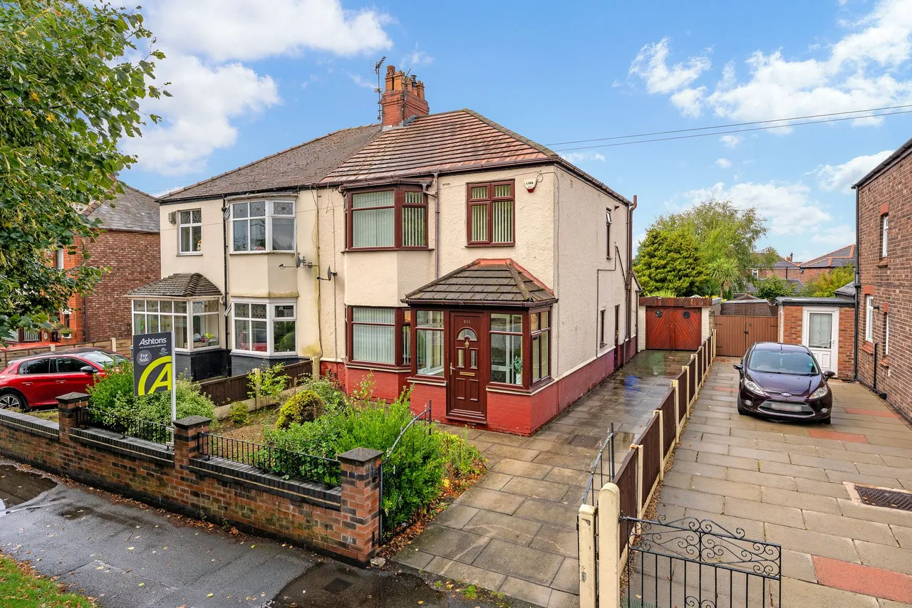 3 bed house for sale — Kingsway, Widnes, Widnes, WA8 7QP