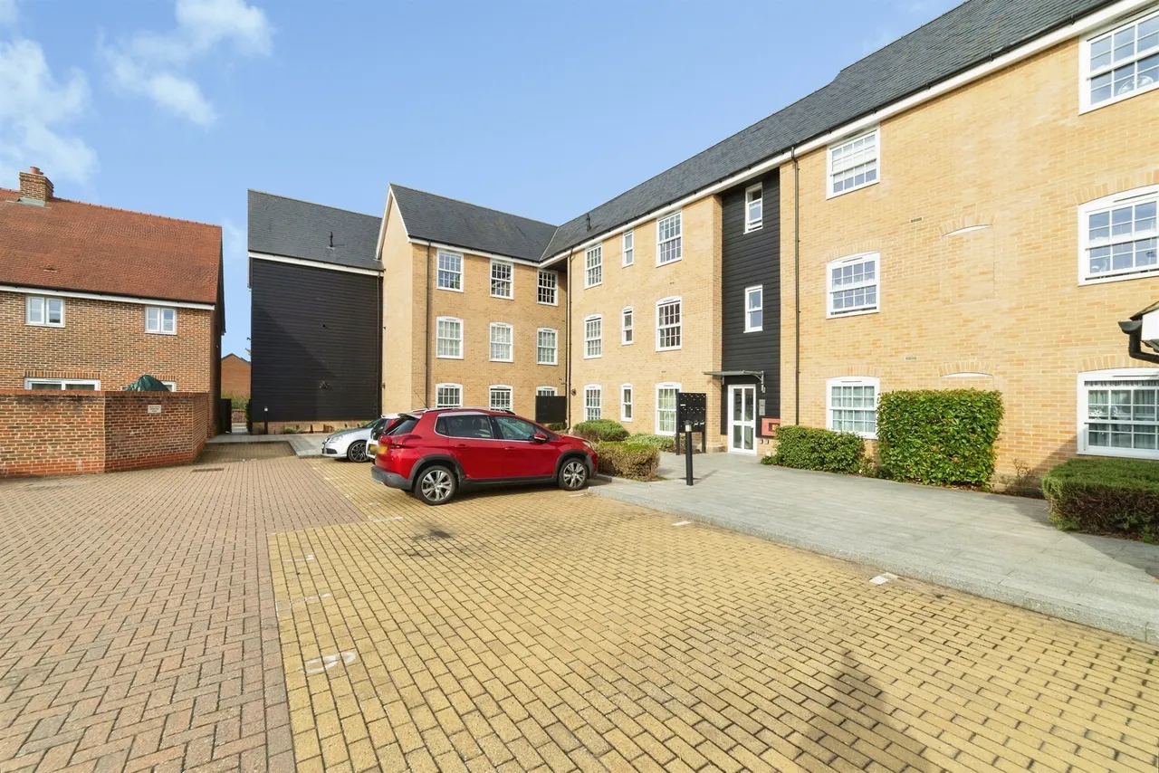 Arbury Place, Baldock, SG7, photo 2