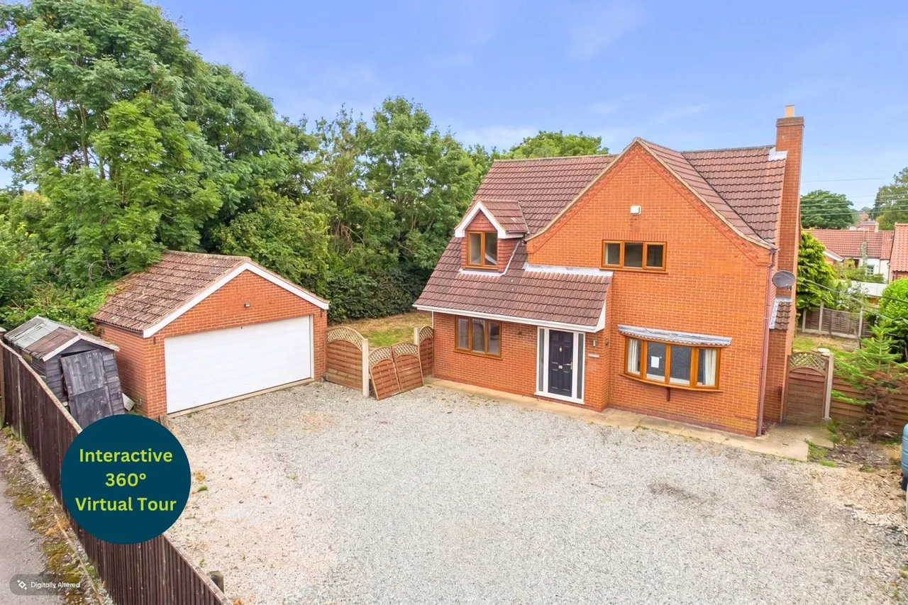 4 bed house for sale, The Close, Goxhill, DN19