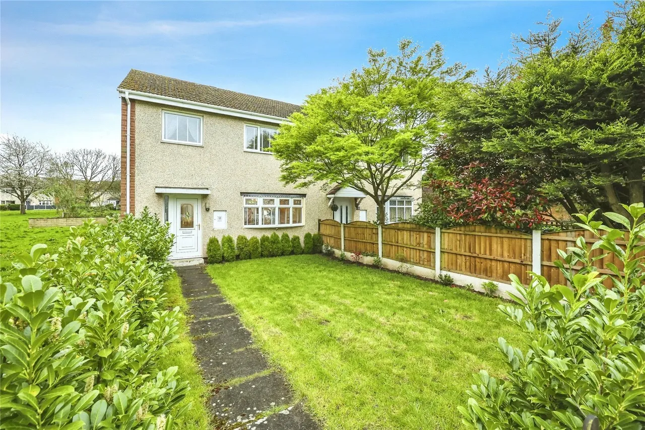 3 bed house for sale, Angell Green, Clifton, NG11