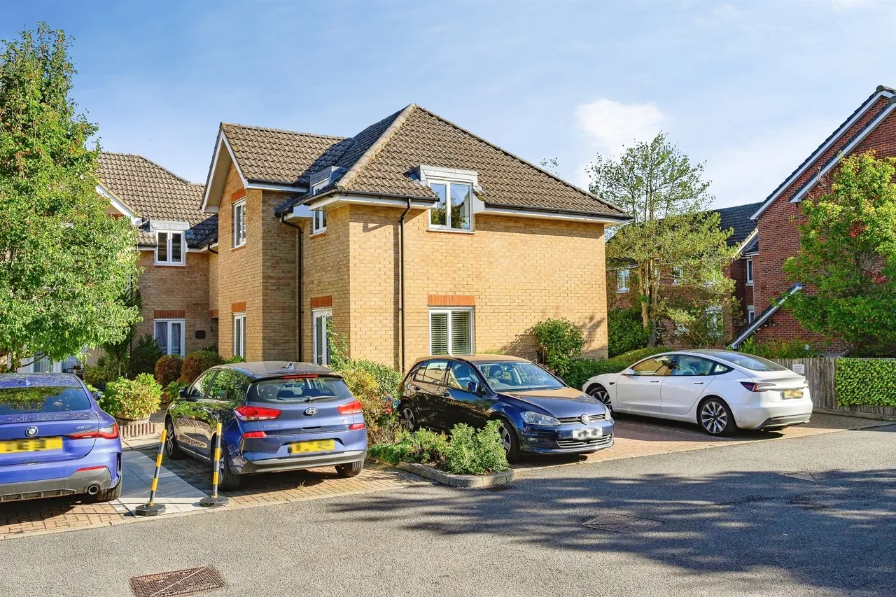 Sheepcot Lane, Watford, WD25, photo 15