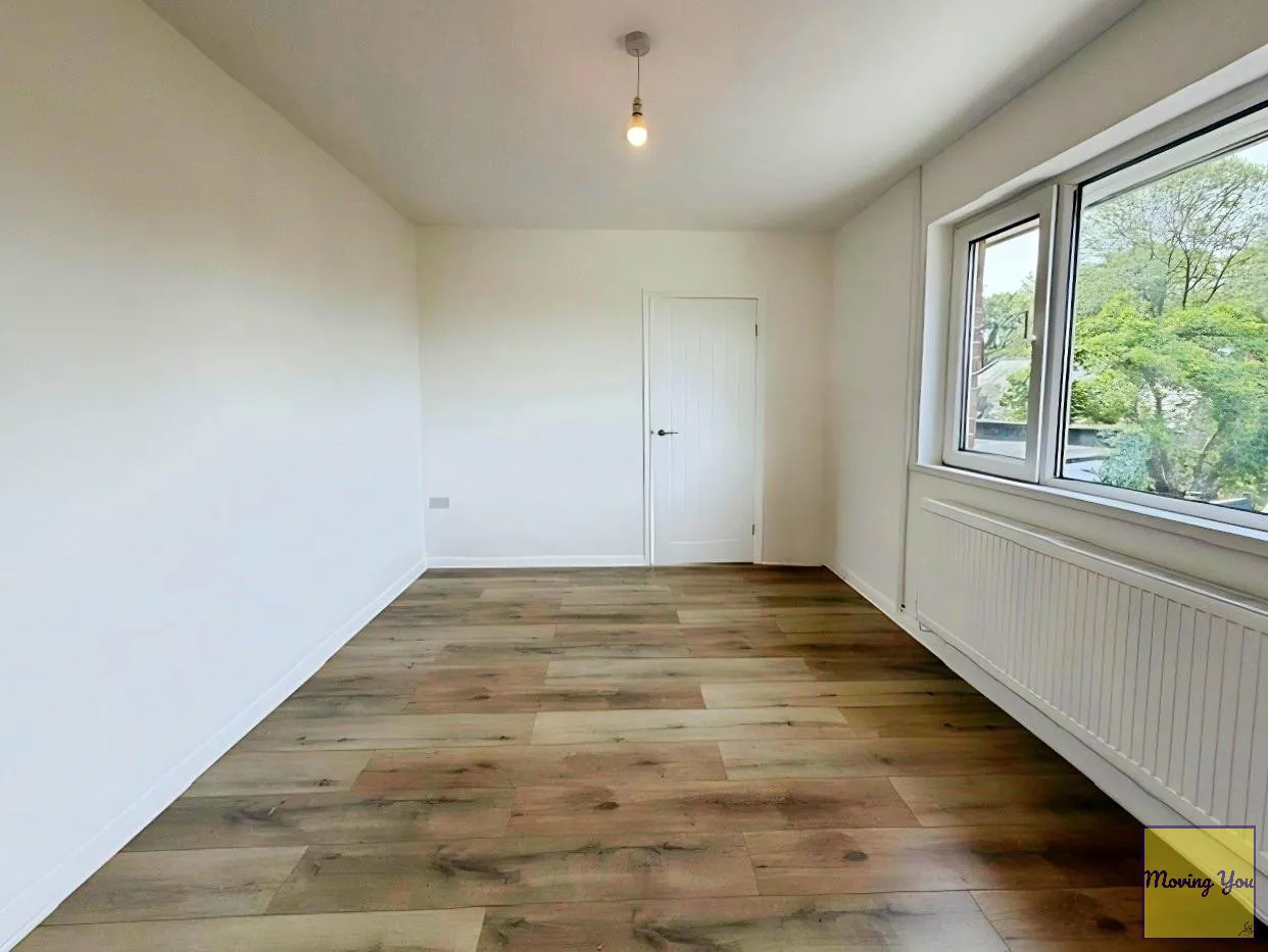 Gnoll Crescent, Neath, SA11 3TF, photo 5