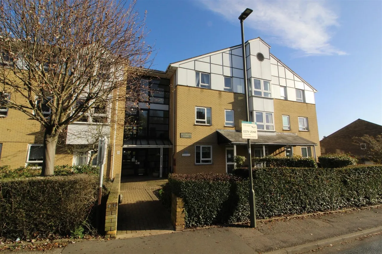 2 bed flat for sale — Potters Lane, Barnet EN5 5BA