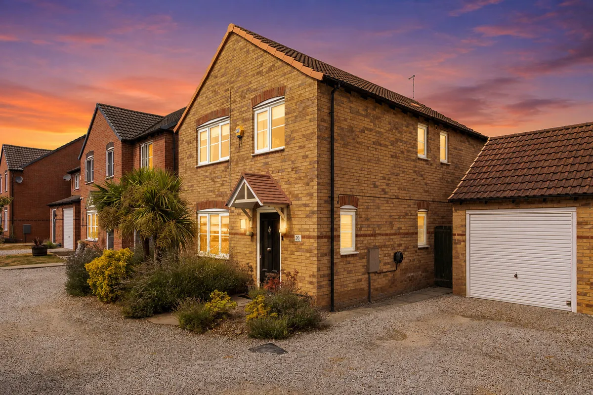 4 bed house for sale, Prior Croft, Rotherham, S63