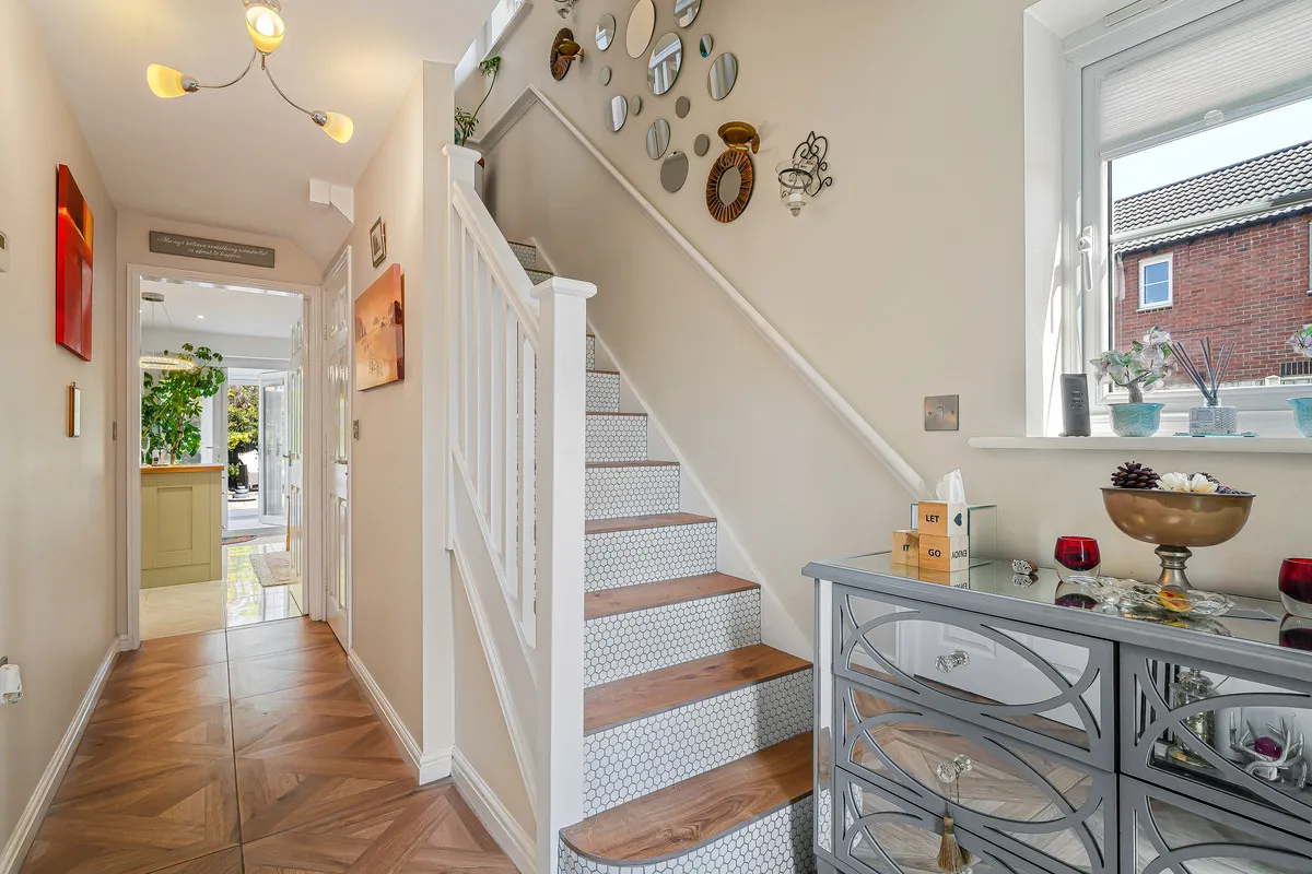 Prior Croft, Rotherham, S63, photo 8