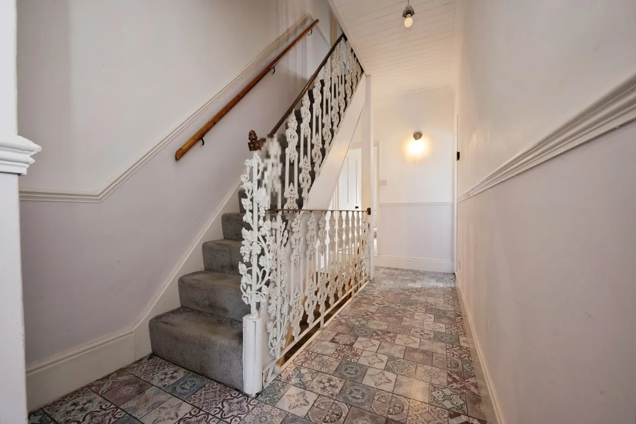 Wellingborough Road, Rushden, NN10, photo 8