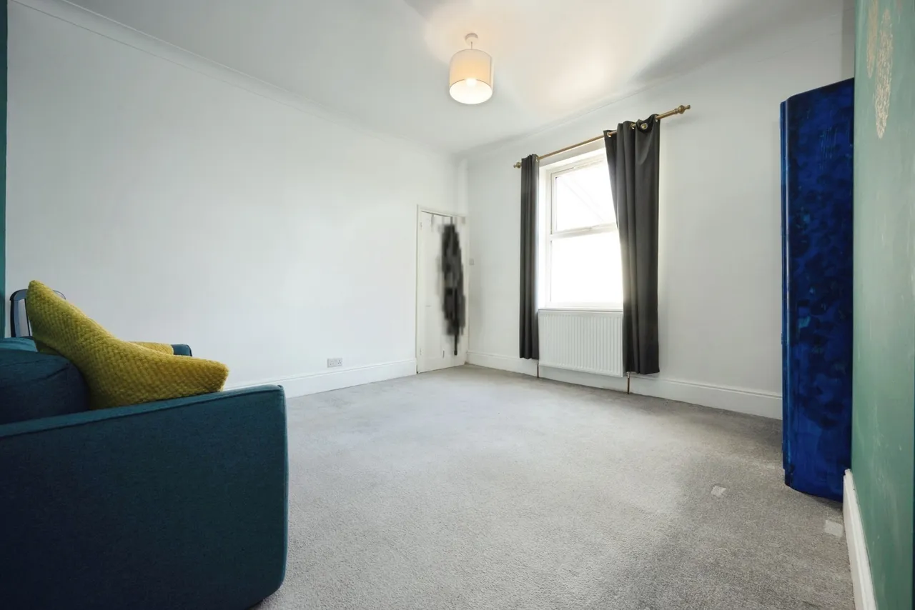 Wellingborough Road, Rushden, NN10, photo 11