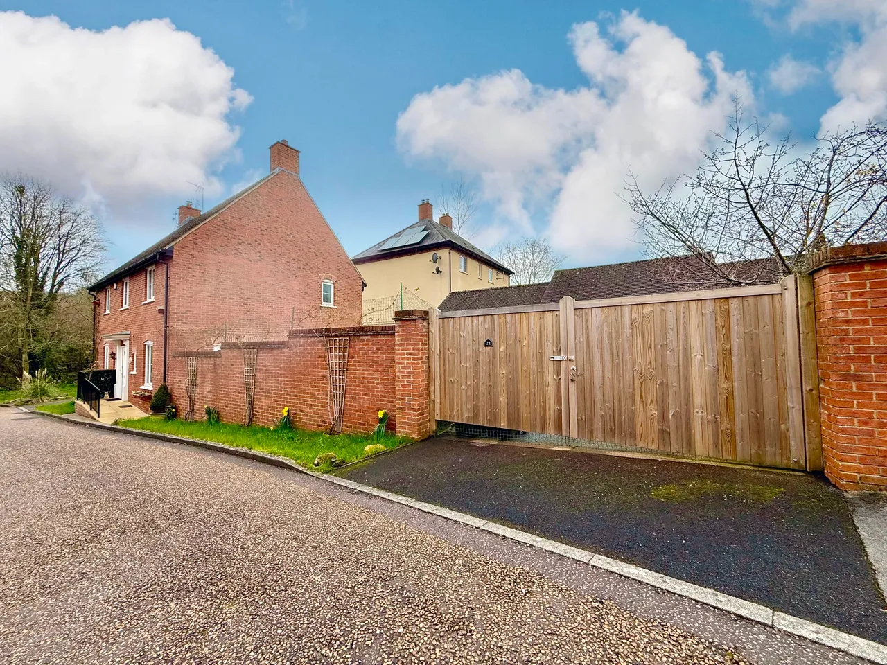 Badgers Brook, Swindon, Wiltshire, SN4 9DG, photo 5