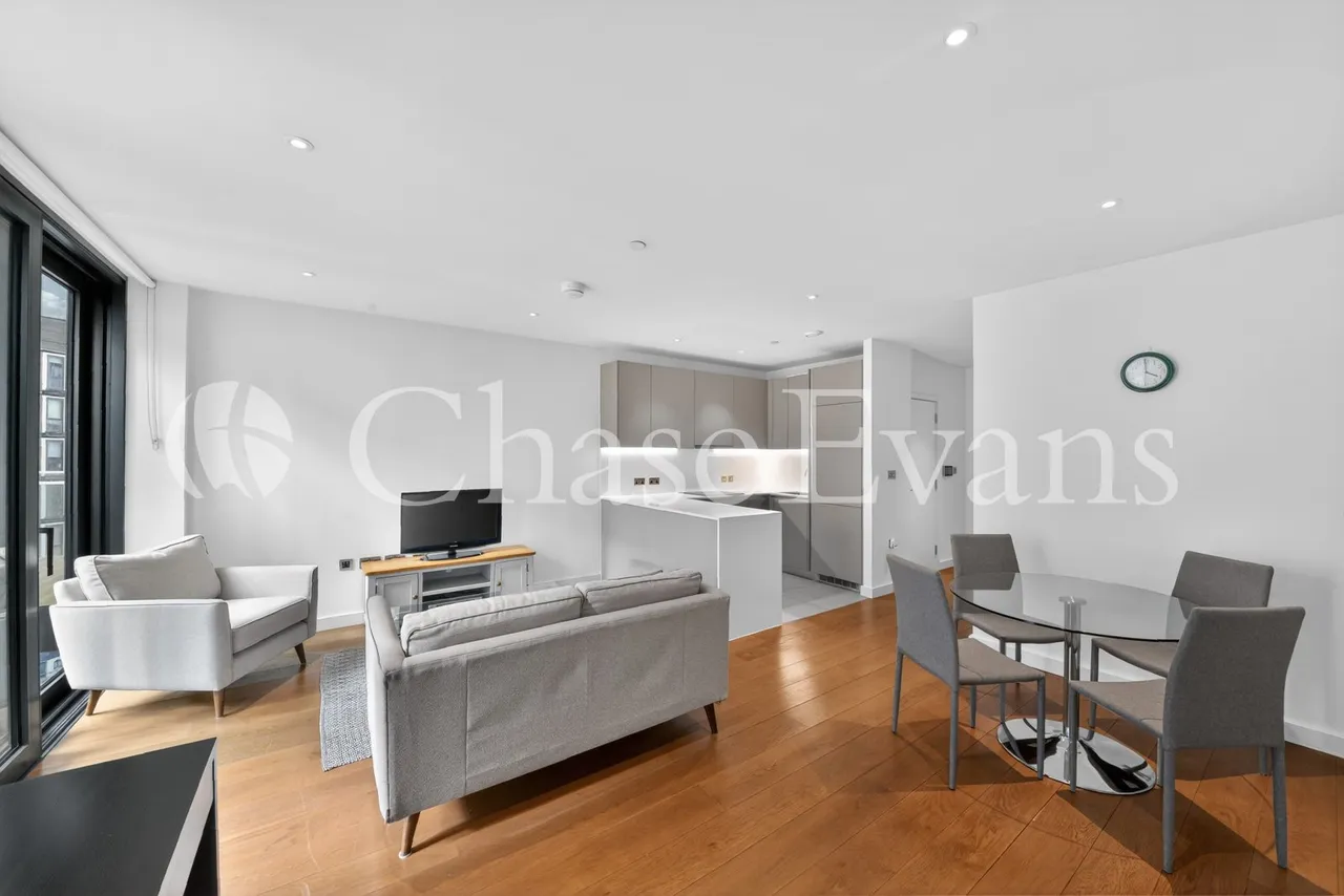 Pienna Apartments, North West Village, Elvin Gardens, Exhibition Way, Wembley, London, HA9, photo 7