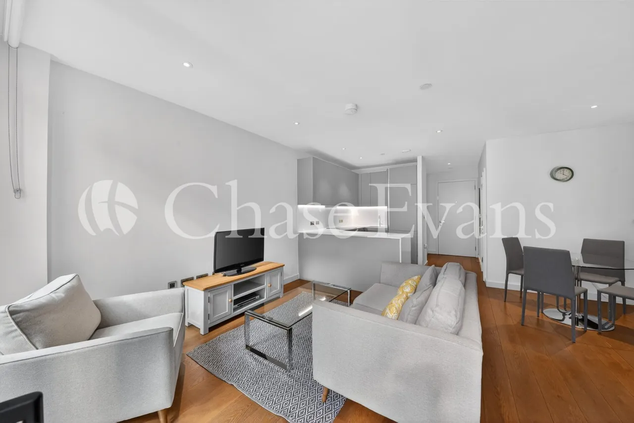 Pienna Apartments, North West Village, Elvin Gardens, Exhibition Way, Wembley, London, HA9, photo 8