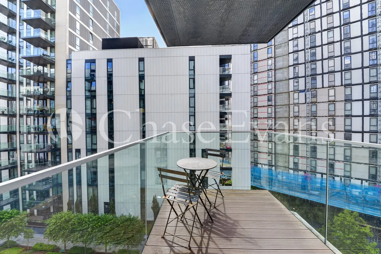 Pienna Apartments, North West Village, Elvin Gardens, Exhibition Way, Wembley, London, HA9, photo 10