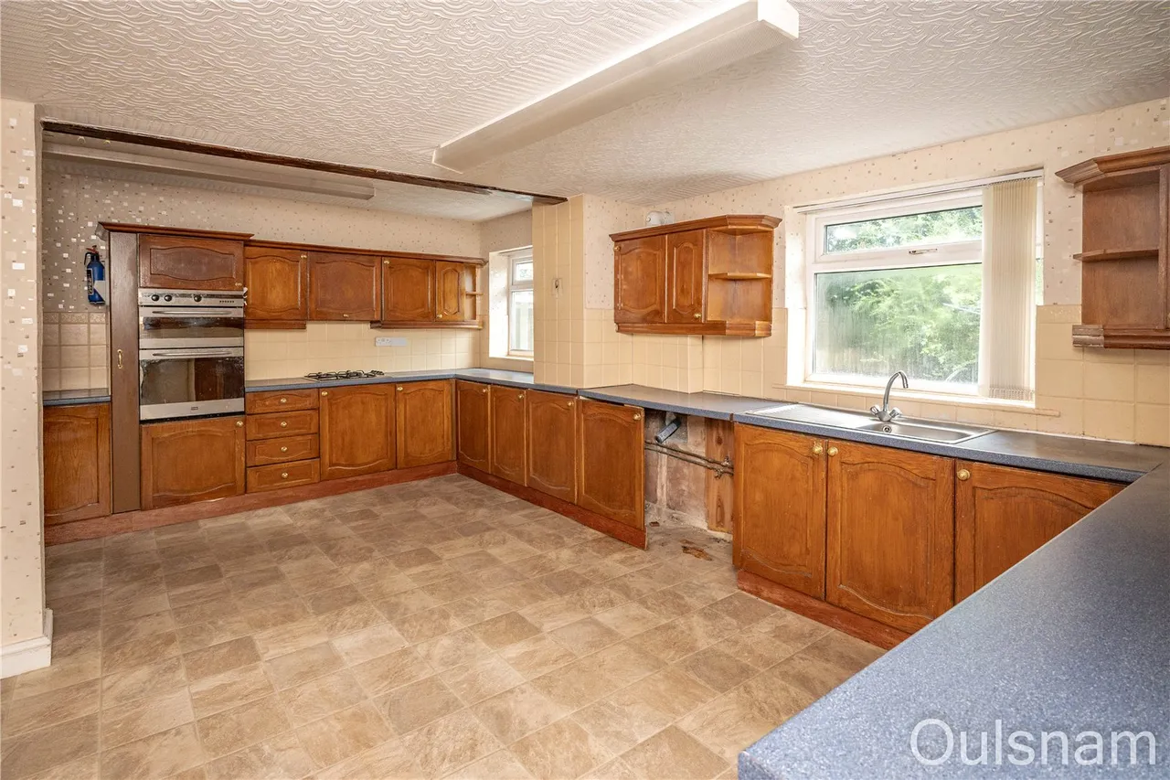 Willow Road, Bromsgrove, Worcestershire, B61 8PS, photo 6