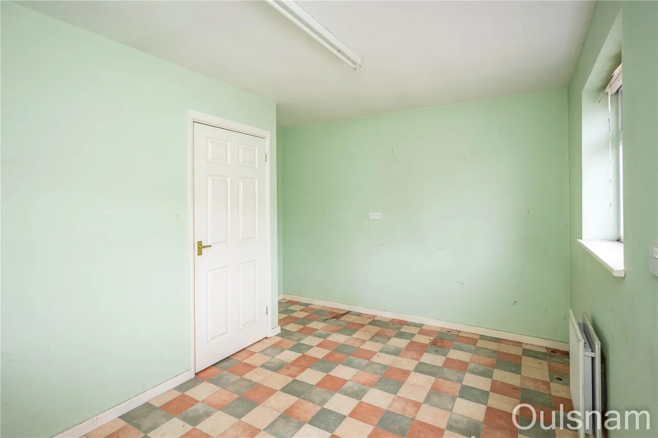 Willow Road, Bromsgrove, Worcestershire, B61 8PS, photo 9