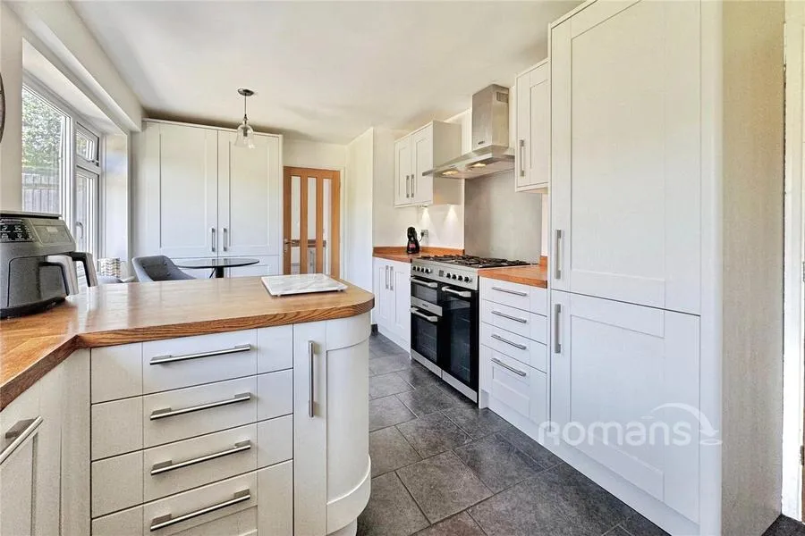Crofters Close, Sandhurst, GU47, photo 15