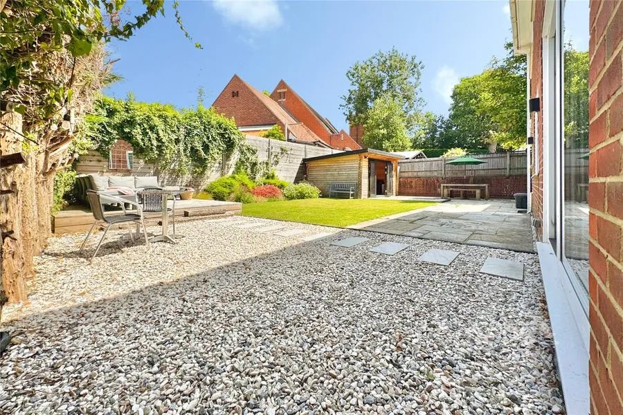 Crofters Close, Sandhurst, GU47, photo 11