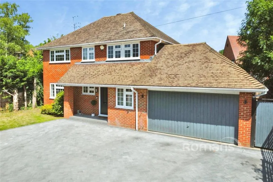 Crofters Close, Sandhurst, GU47, photo 25