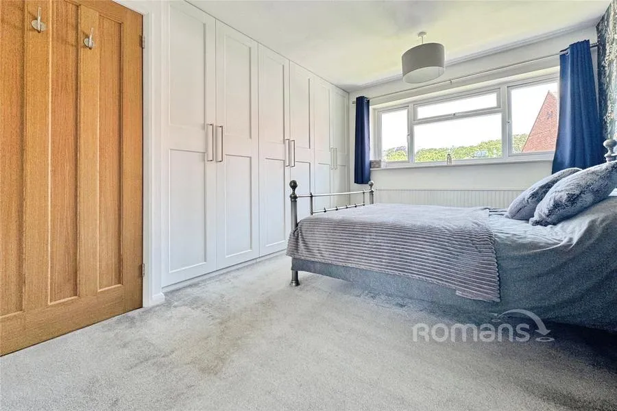 Crofters Close, Sandhurst, GU47, photo 19
