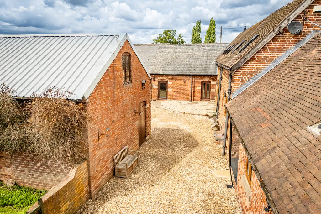 Charlton Barns, Charlton, TF6, photo 4
