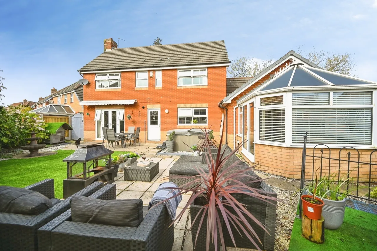 Hadleigh Close, Great Sankey, Warrington, Cheshire, WA5, photo 27
