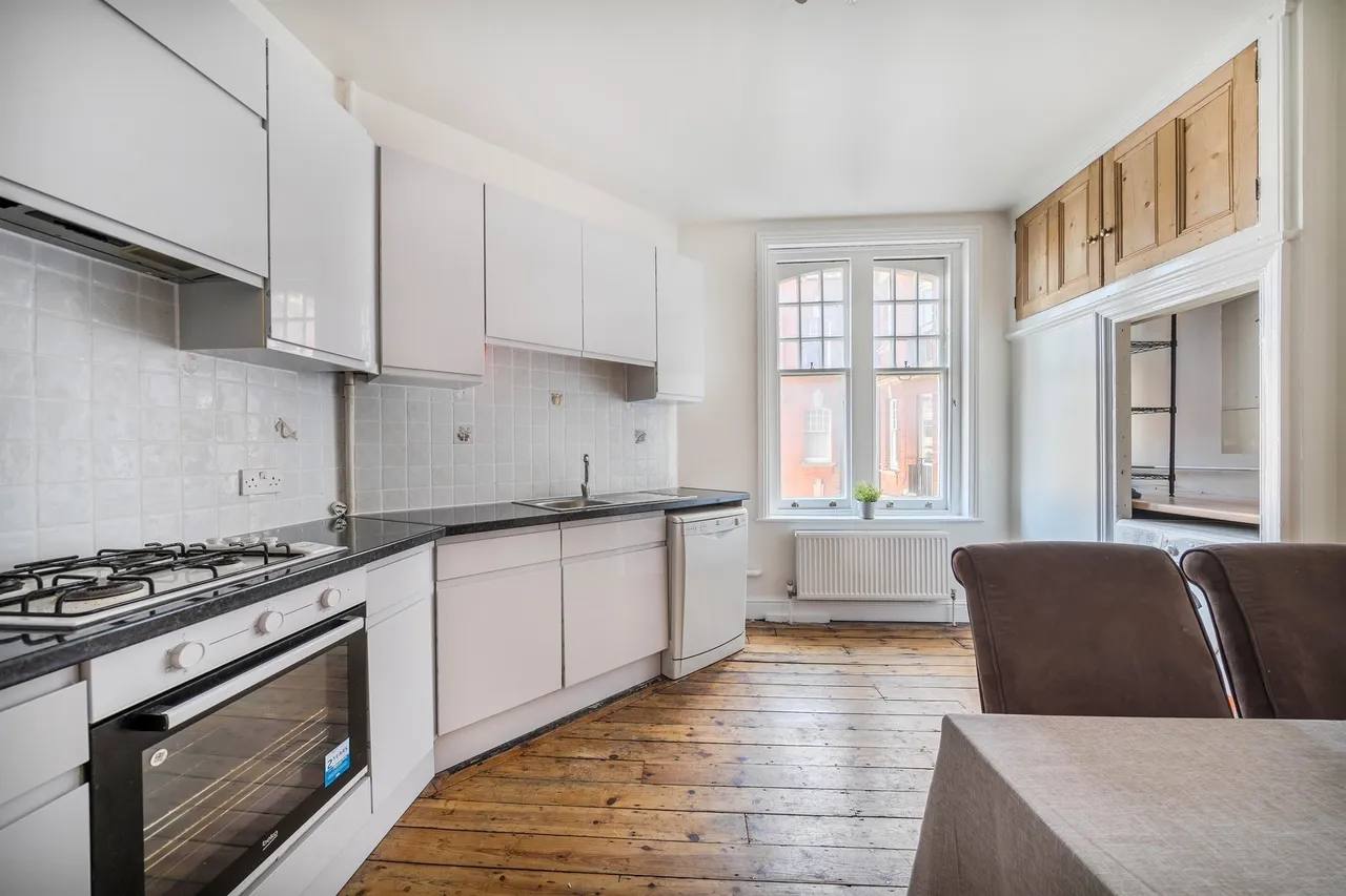 Fulham Road, London, SW6, photo 8