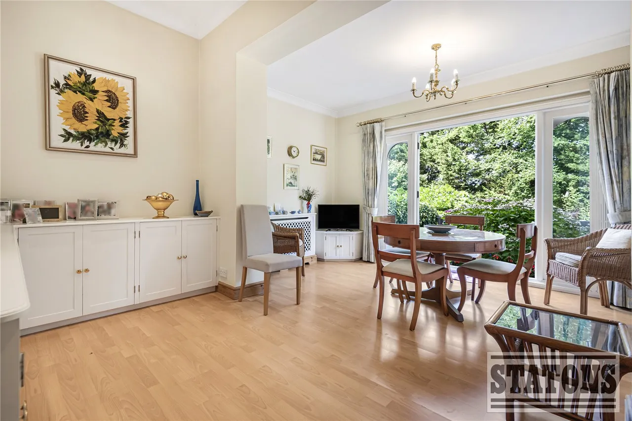 Crescent East, Hadley Wood, EN4 0EY, photo 6
