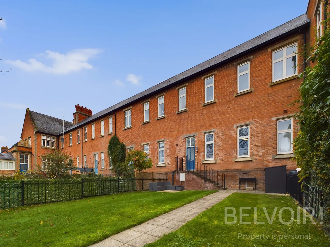2 bed flat for sale — Leighton Park, Bicton Heath, Shrewsbury, SY3