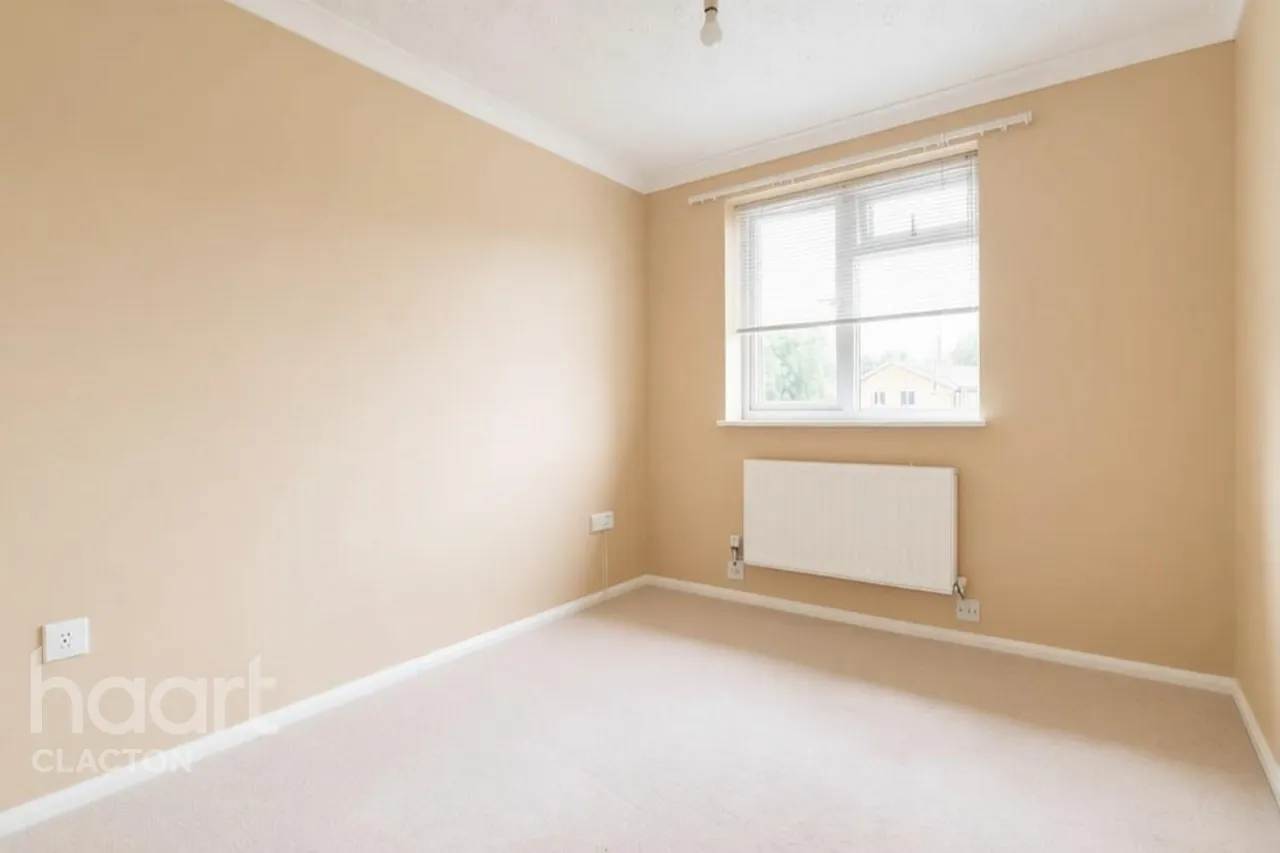 Greenacres, Clacton-On-Sea, CO15, photo 13
