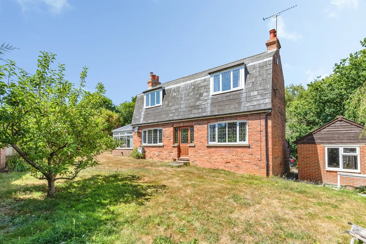 Briar Close, Fairlight, TN35, photo 2