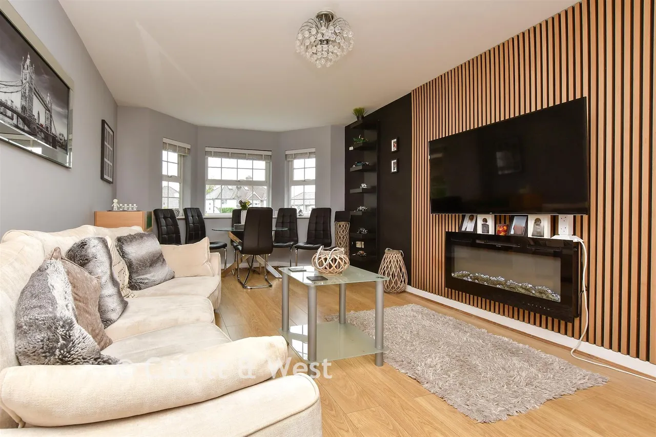 Brighton Road, Tadworth, KT20, photo 4