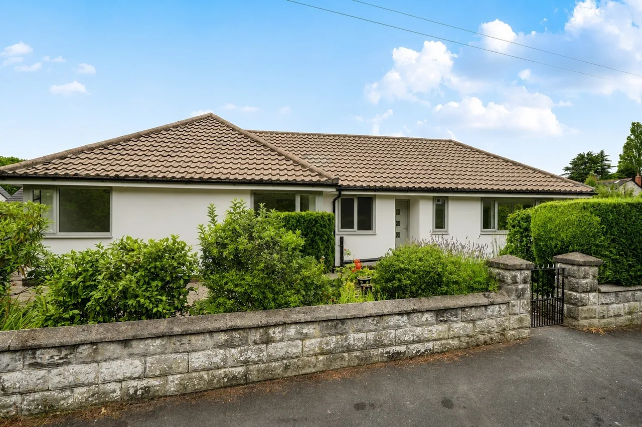 4 bed house for sale — Low Wood Grove, Wirral