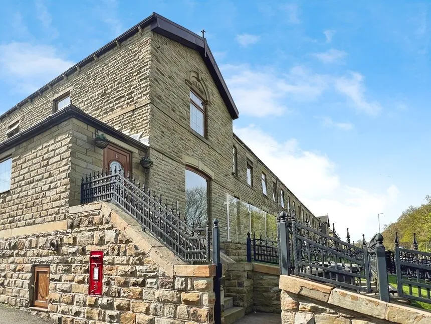 Bradford Road, Batley, West Yorkshire, WF17, photo 4