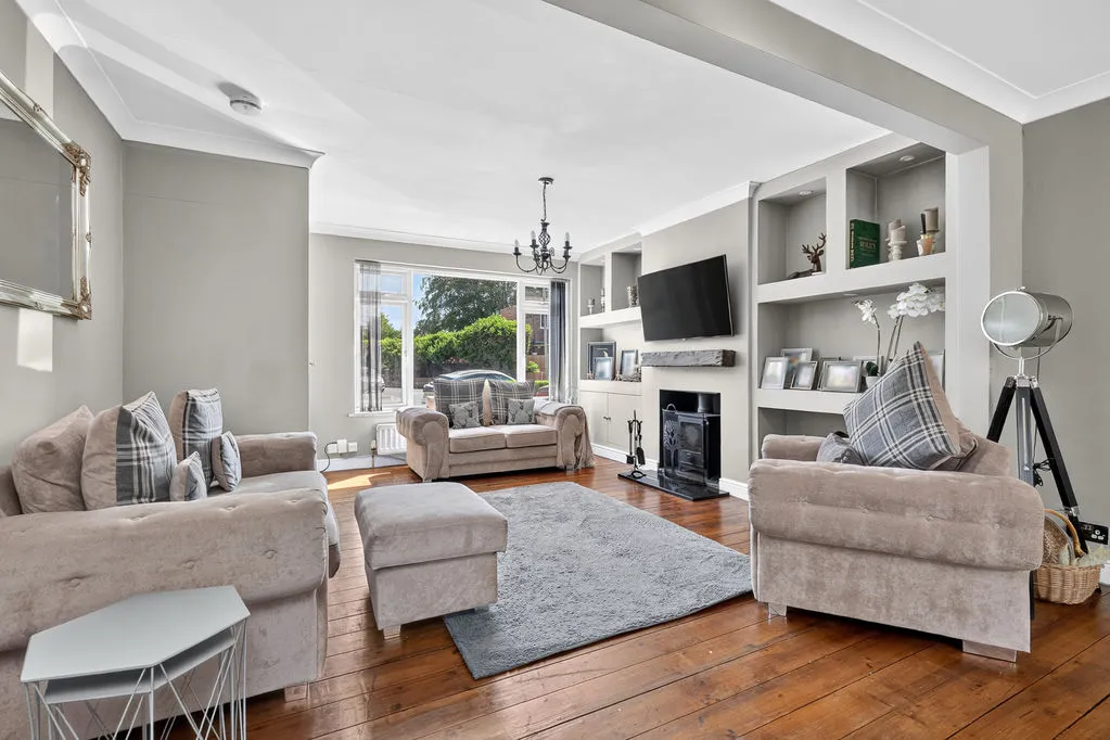 Fletcher Road, Ottershaw KT16 0JZ, photo 9