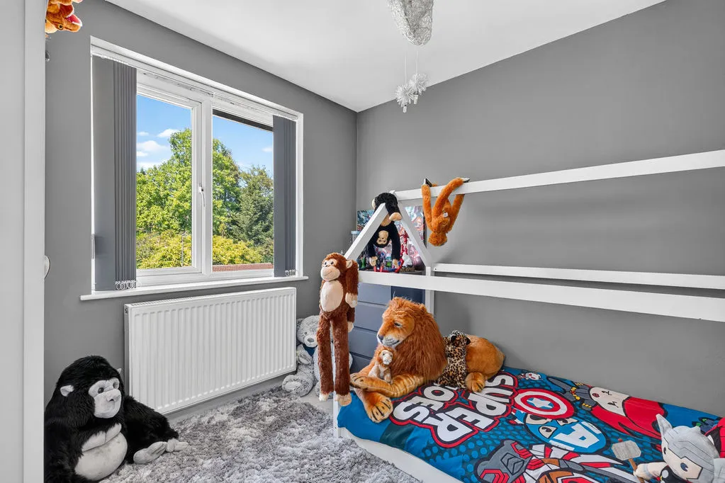 Fletcher Road, Ottershaw KT16 0JZ, photo 14