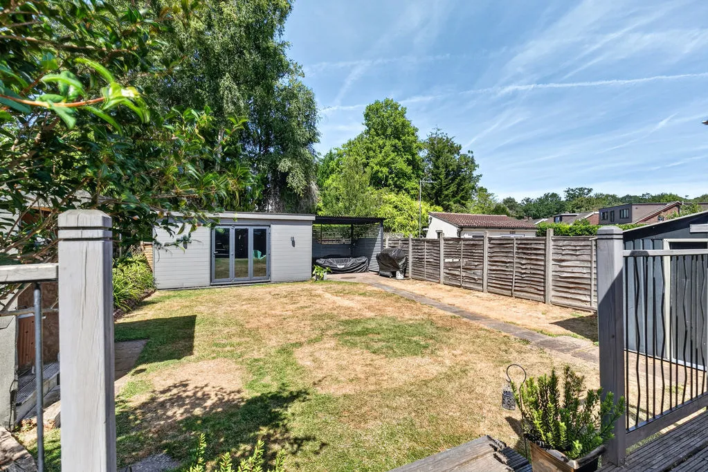 Fletcher Road, Ottershaw KT16 0JZ, photo 22