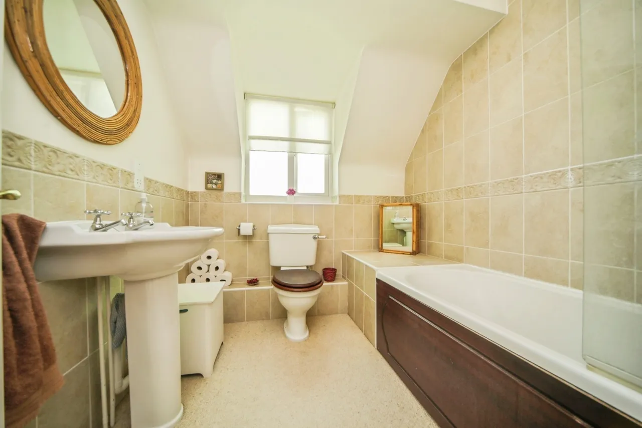 Old Orchard, Mendlesham, Stowmarket, Suffolk, IP14, photo 17