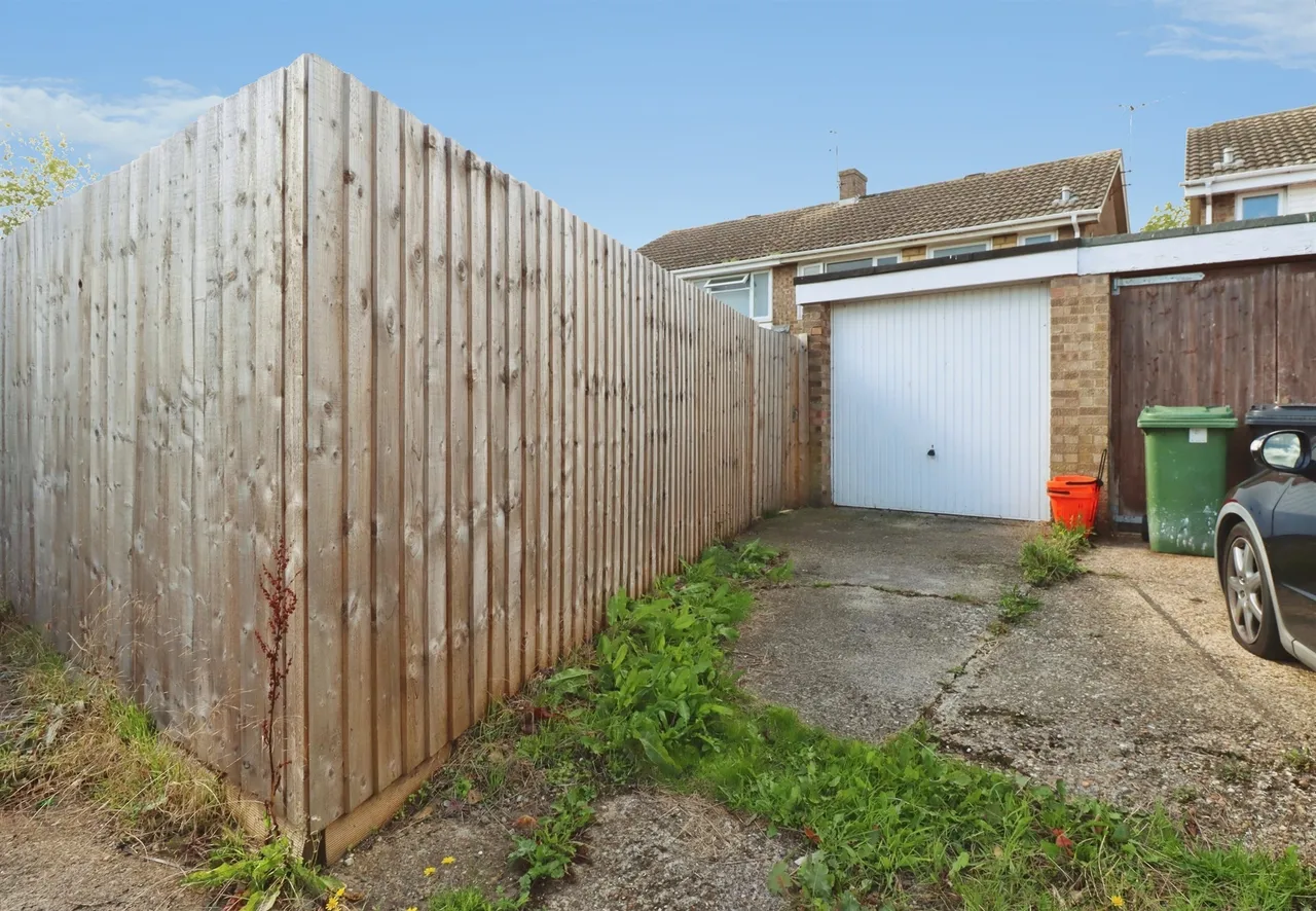 Thor Walk, Corby, NN18, photo 11